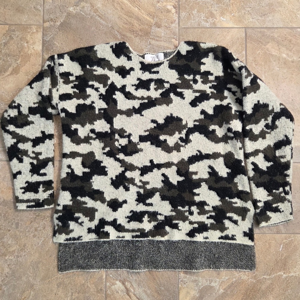 Workshop Republic Clothing Camo Knit Sweater Womens Medium Green Black Gray Camo